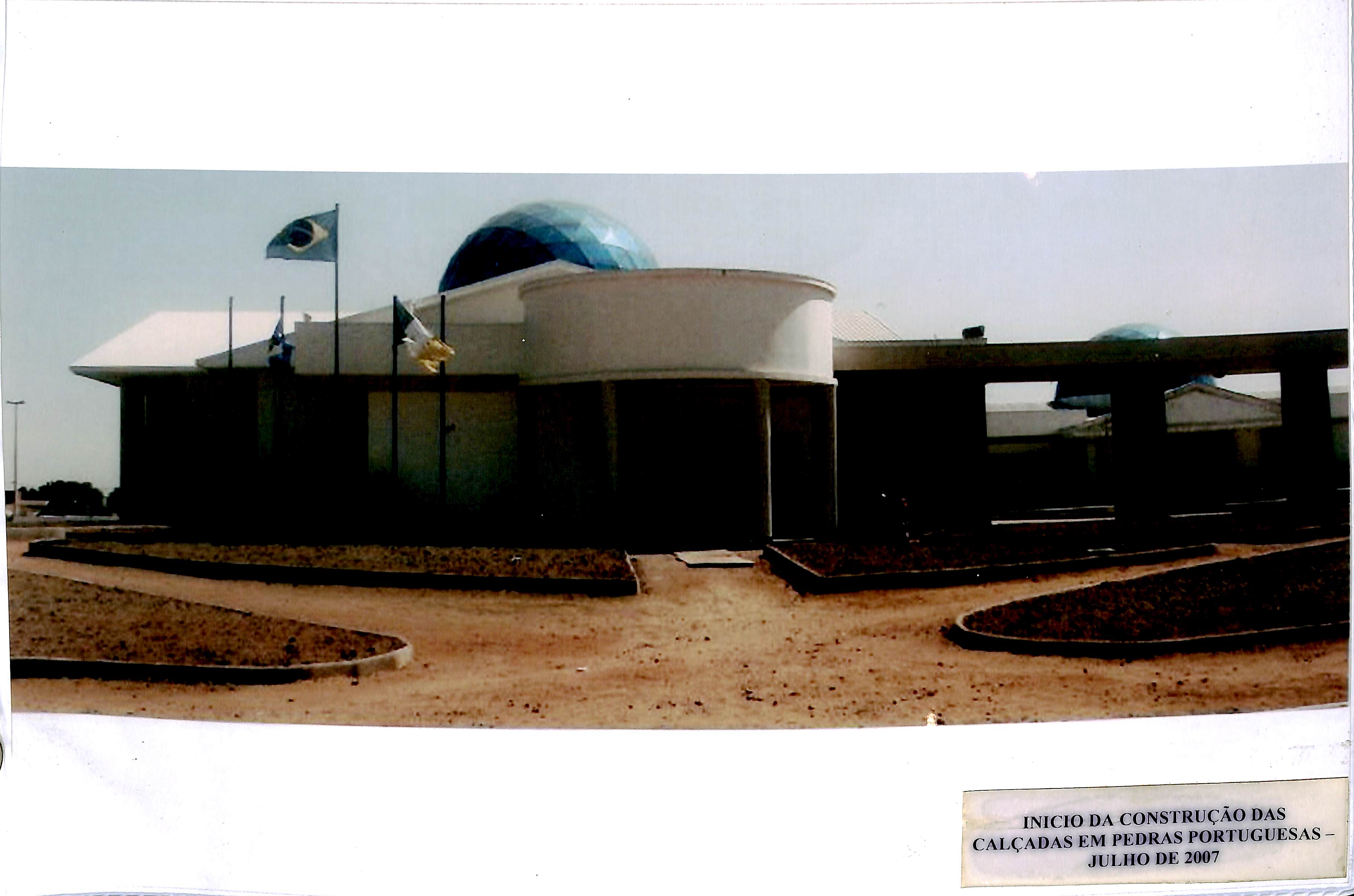 Início da construção das calçadas em pedras portuguesas - Julho de 2007