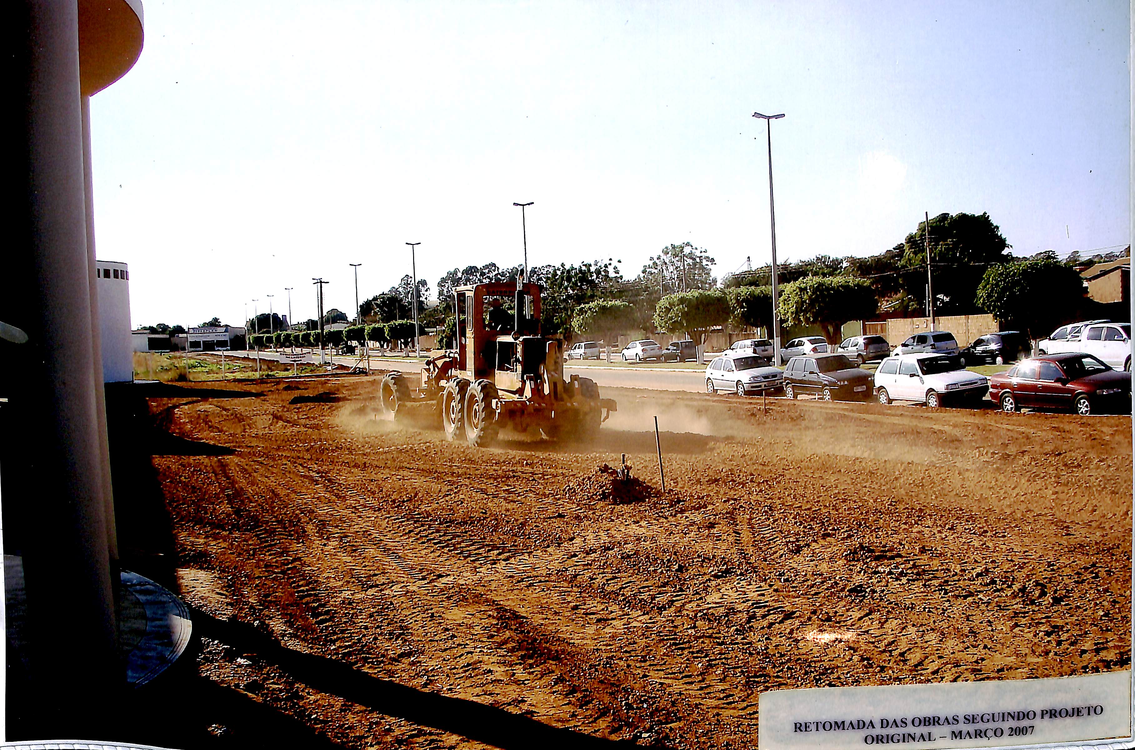 Retomada das obras seguindo projeto original - Março 2007