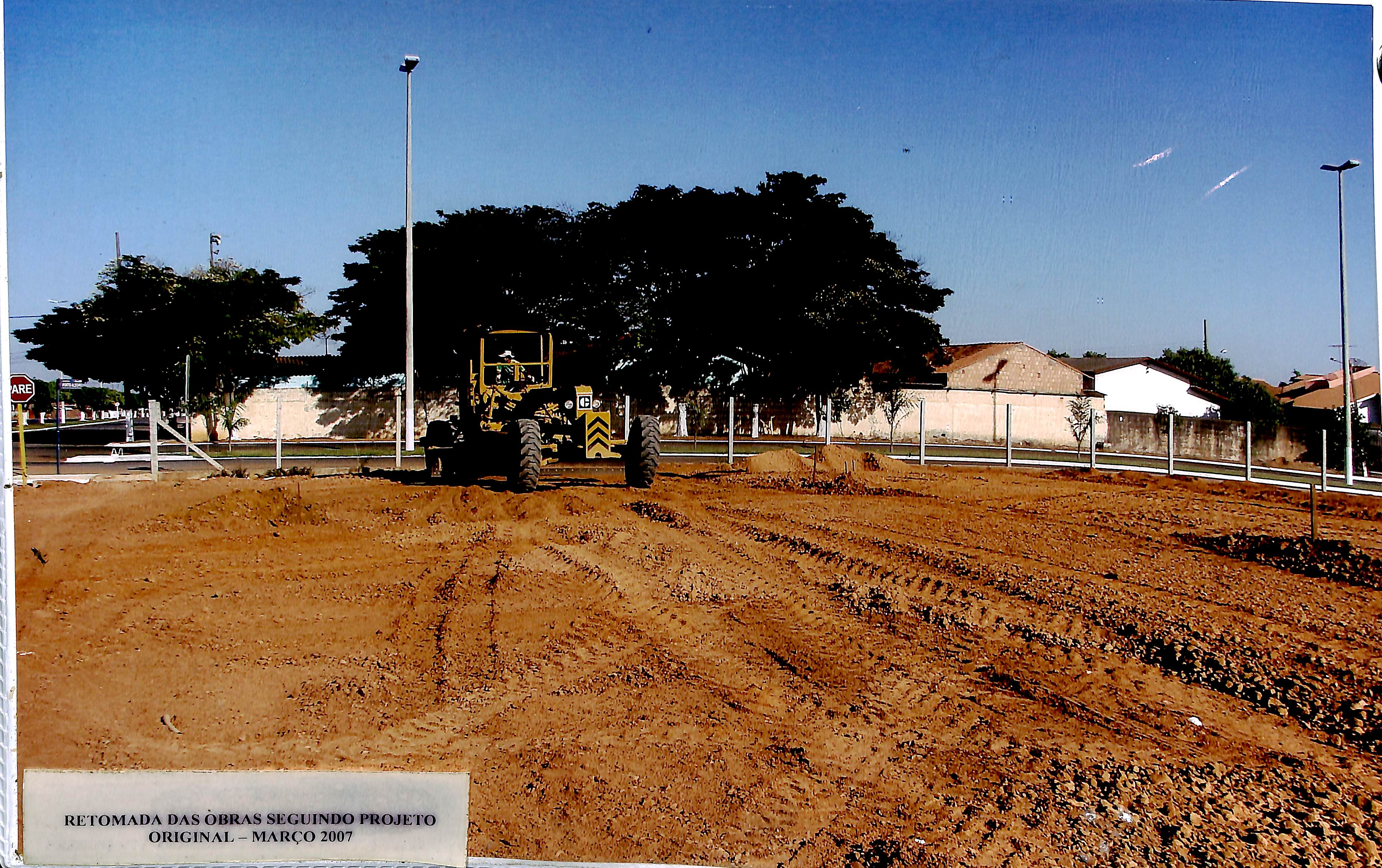 Retomada das obras seguindo projeto original - Março 2007