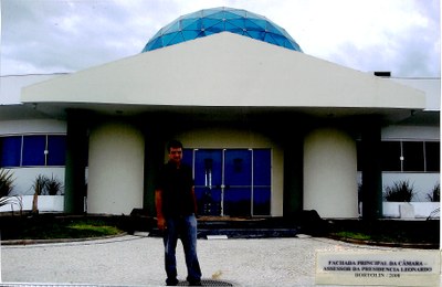 Fachada principal da Câmara - Assessor da Presidência Leonardo Bortolin - 2008