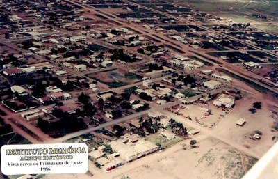 Vista aérea de Primavera do Leste - 1986