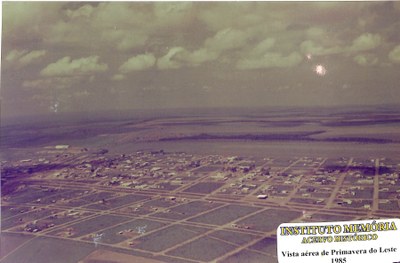 Vista aérea de Primavera do Leste - 1985