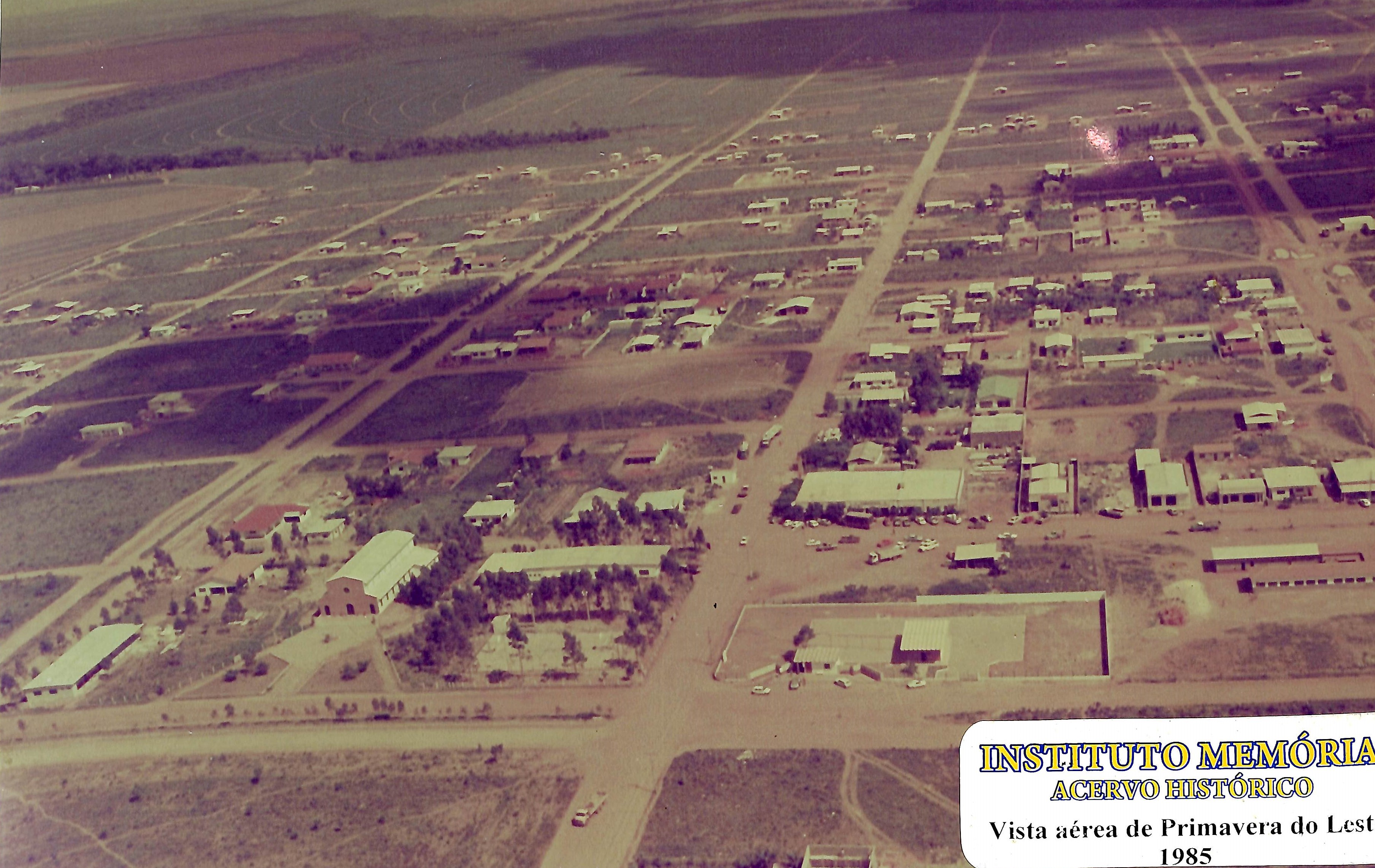 Vista aérea de Primavera do Leste - 1985