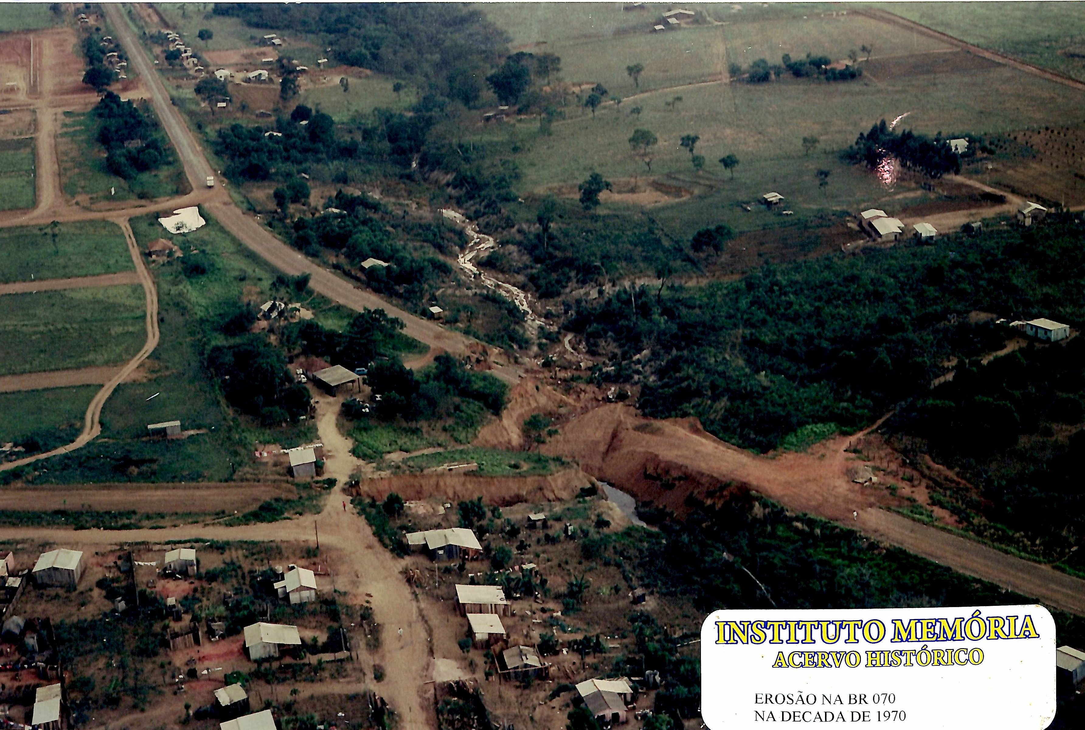 Erosão na BR-070 na década de 70