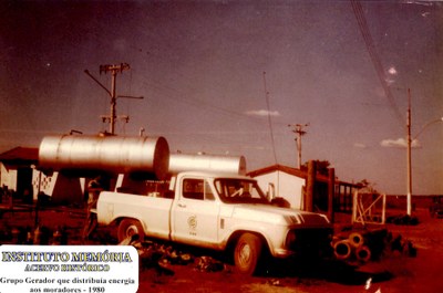 Grupo gerador que distribuía energia aos moradores - 1980