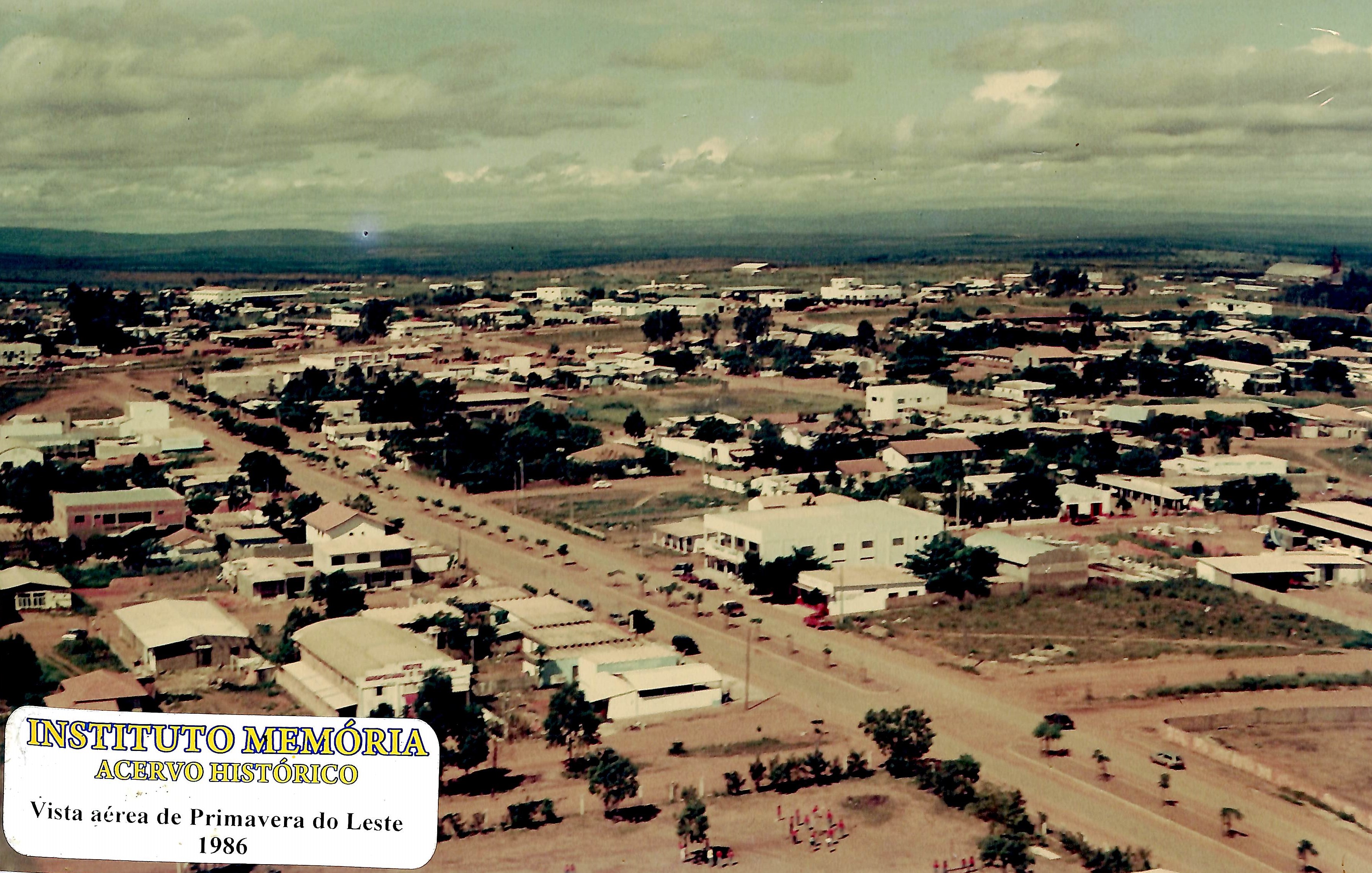 Vista aérea de Primavera do Leste - 1986